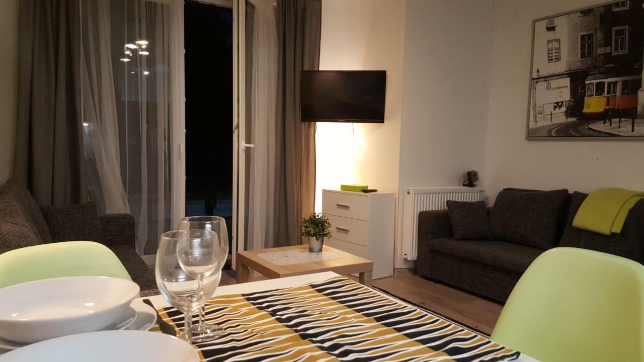 Lemon House Apartment กดัญสก์ ภายนอก รูปภาพ